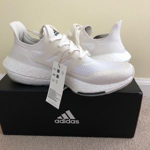 Adidas Ultraboost 21 M7/W8.5 Brand New!